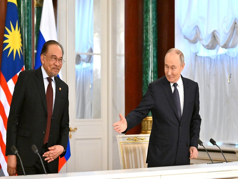 Заявления для прессы по итогам переговоров с Премьер-министром Малайзии Анваром Ибрагимом.